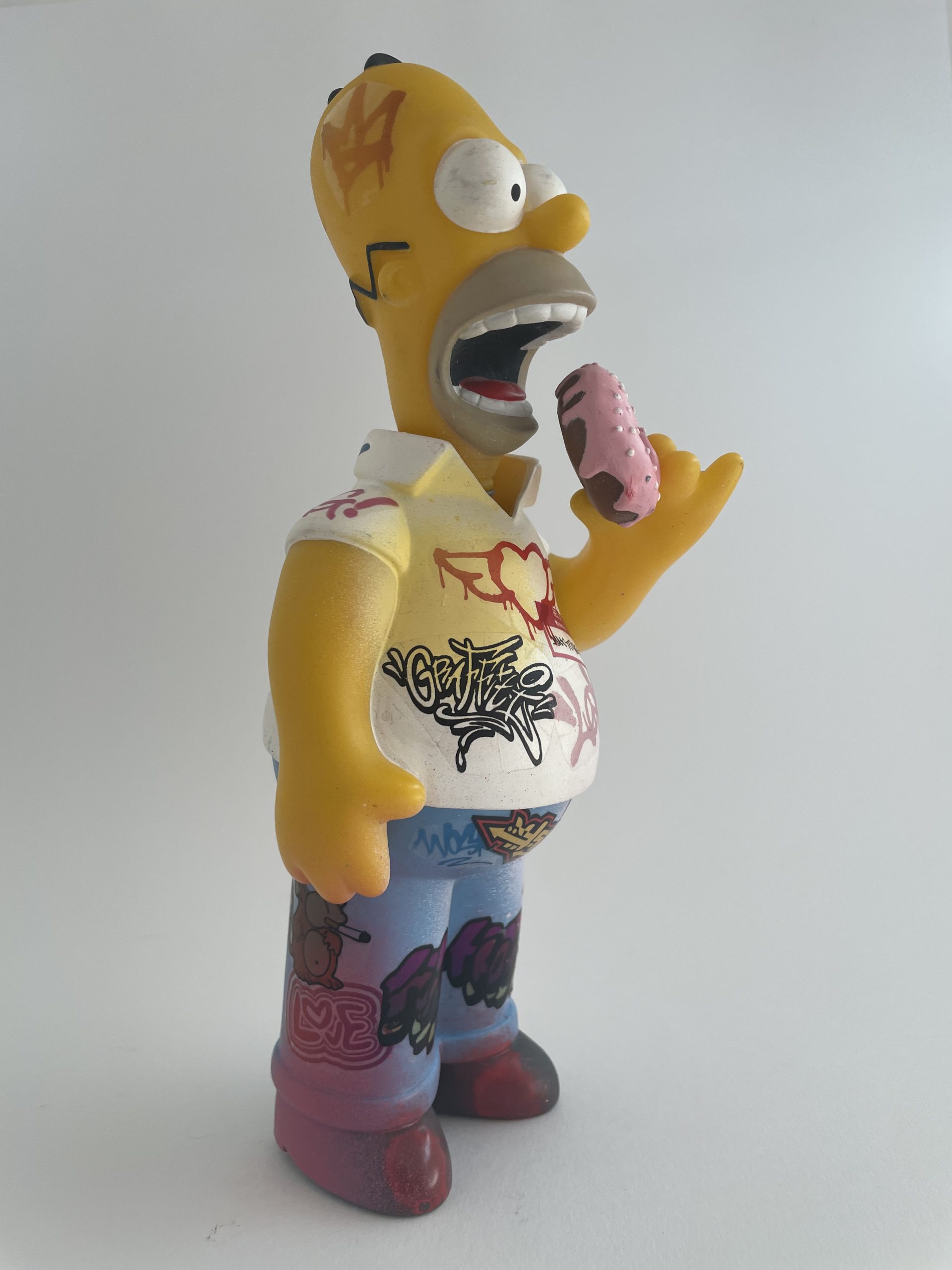Homer Simpson eating Donut Graffiti Figurine (Copy) - Image 2