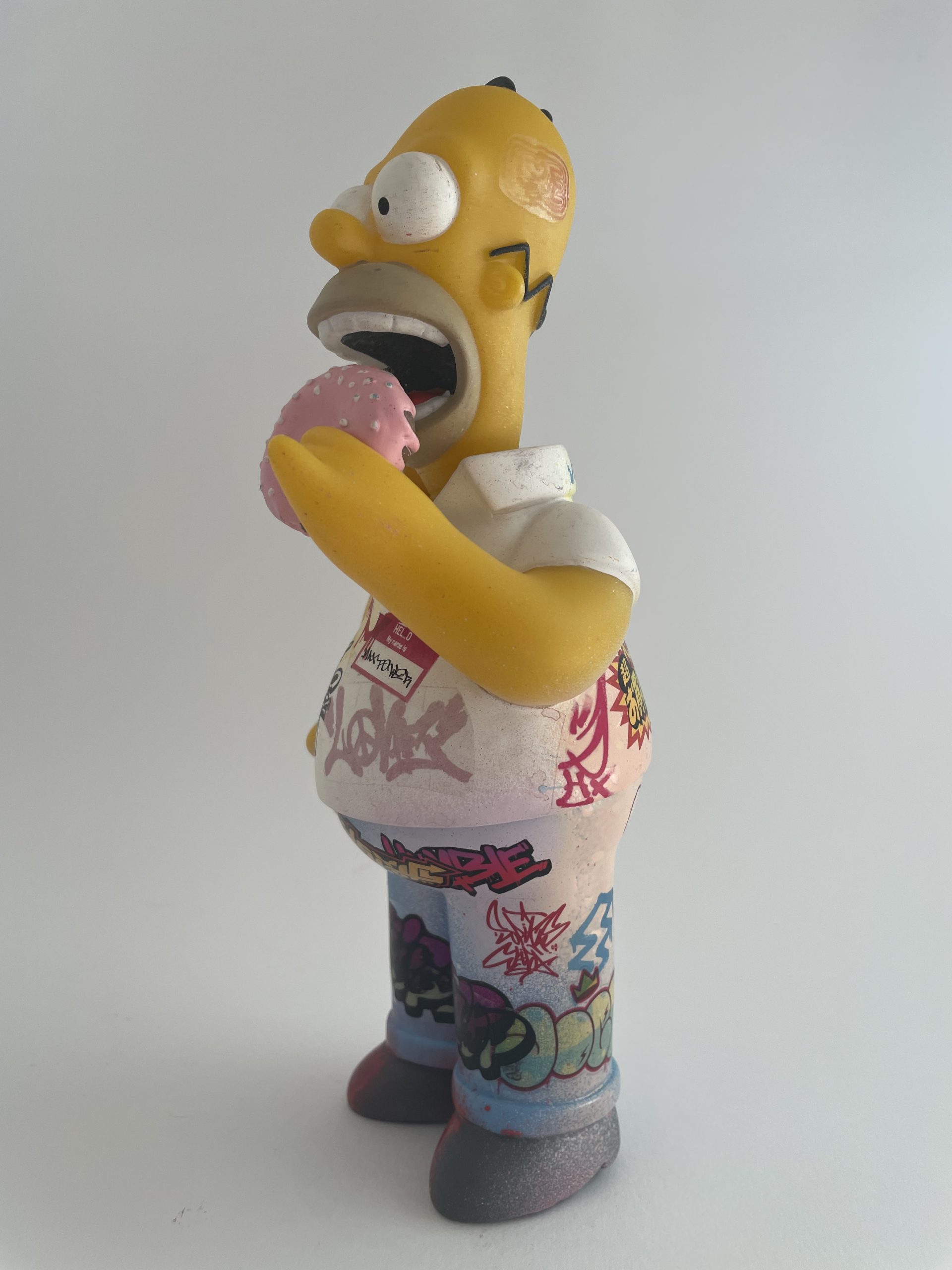 Homer Simpson eating Donut Graffiti Figurine (Copy) - Image 3